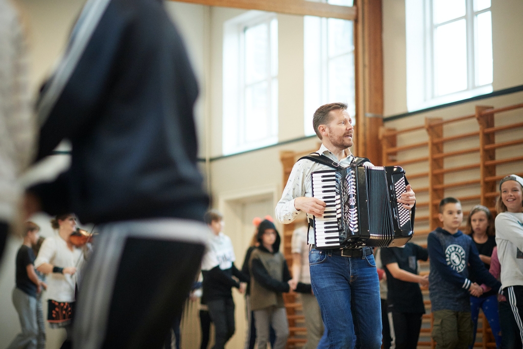 Folkedans med Jesper Vinther